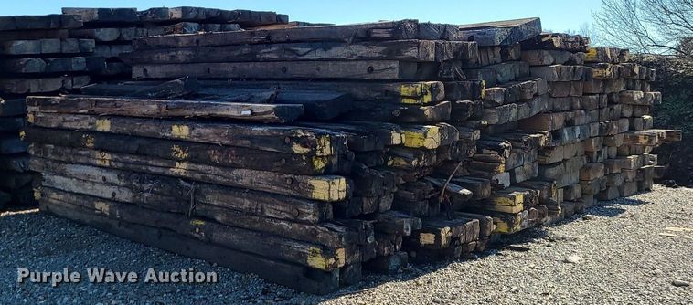 image for item LJ9514 Approximately 60 crane mats