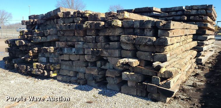 image for item LJ9514 Approximately 60 crane mats