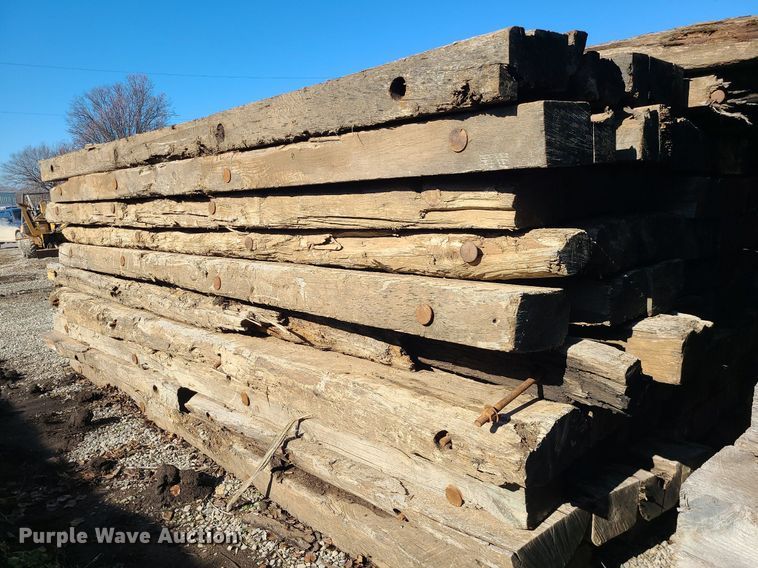 image for item LJ9514 Approximately 60 crane mats