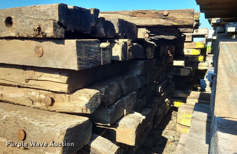 image for item LJ9514 Approximately 60 crane mats