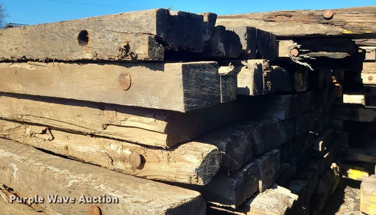 image for item LJ9514 Approximately 60 crane mats