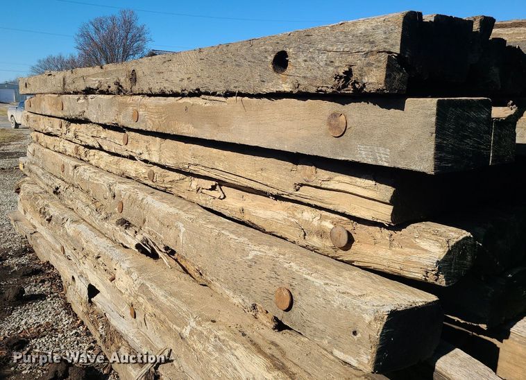 image for item LJ9514 Approximately 60 crane mats