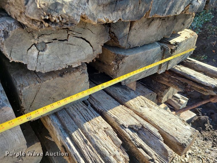 image for item LJ9514 Approximately 60 crane mats