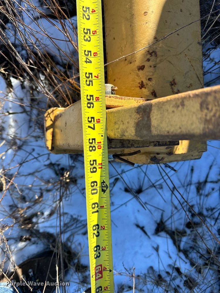 image for item LK9770 1992 Caterpillar  D4C LGP Series II dozer