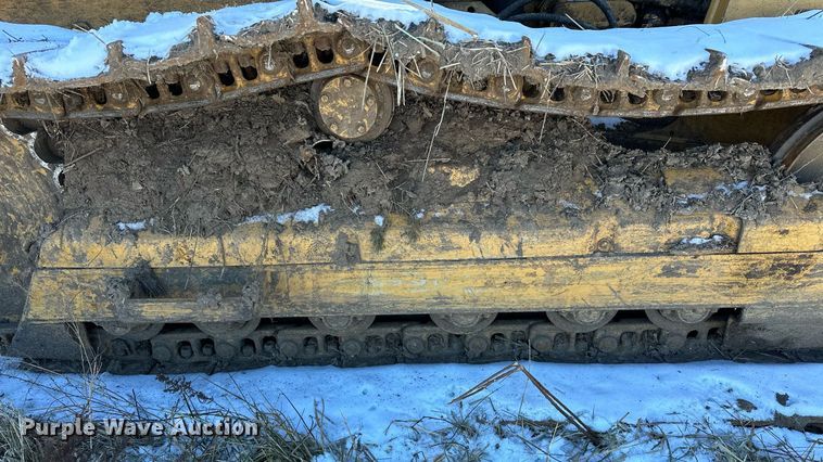 image for item LK9770 1992 Caterpillar  D4C LGP Series II dozer