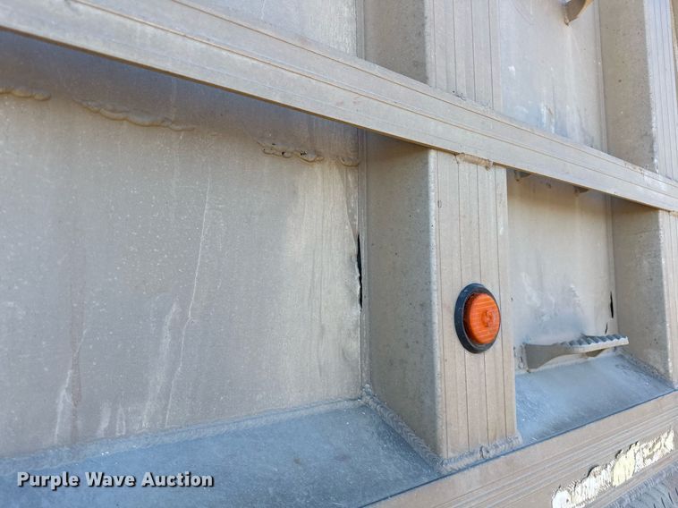 image for item LK9771 2003 Travis end dump trailer