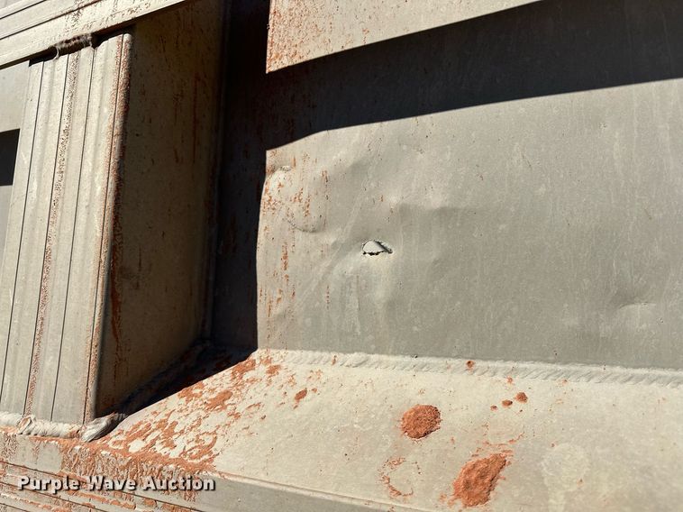 image for item LK9771 2003 Travis end dump trailer