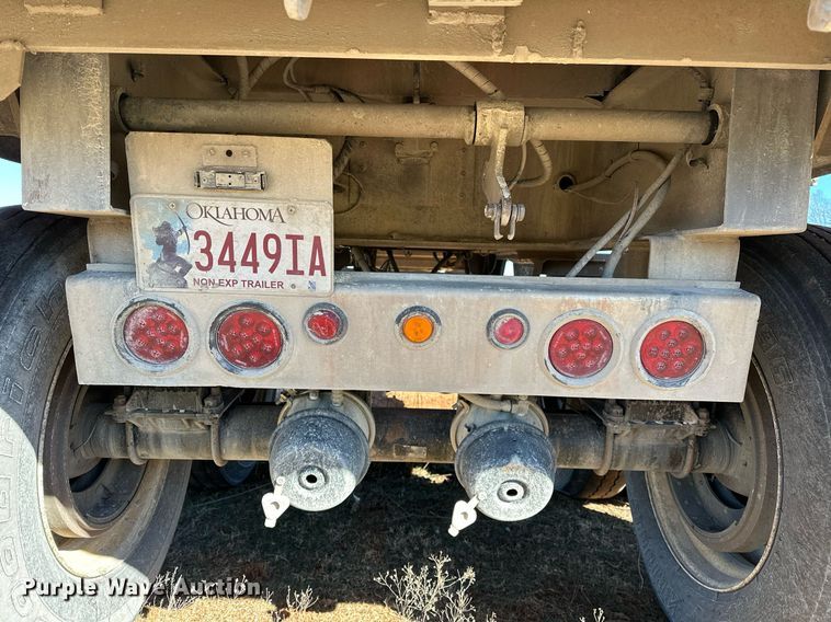 image for item LK9771 2003 Travis end dump trailer