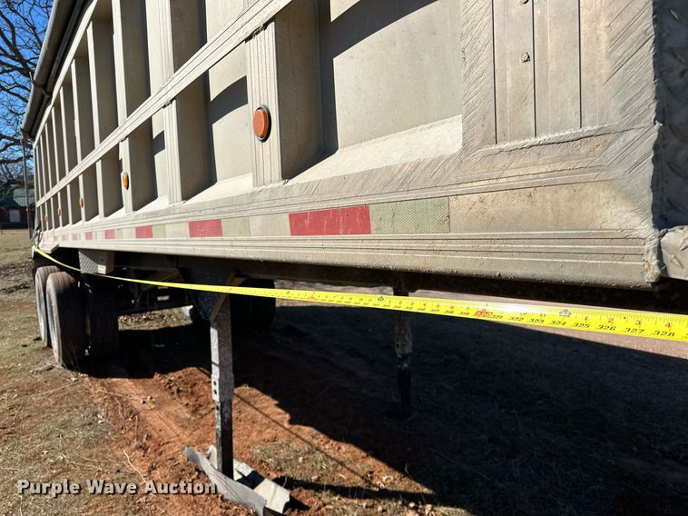 image for item LK9771 2003 Travis end dump trailer