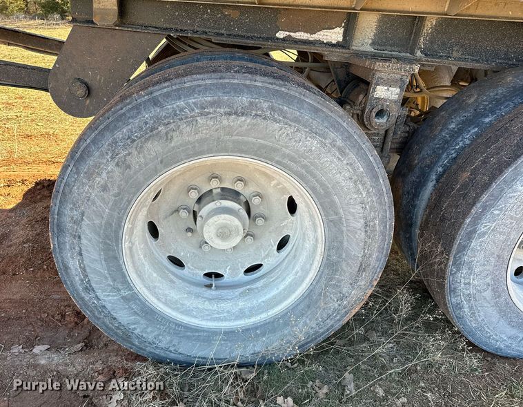 image for item LK9771 2003 Travis end dump trailer