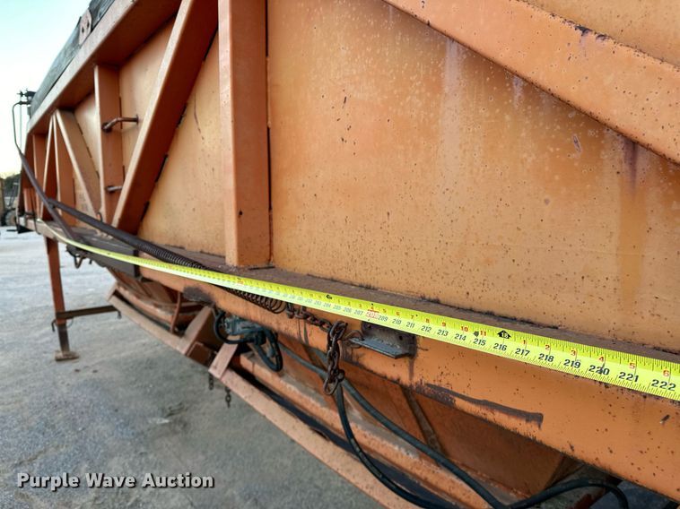 image for item LK9772 1985 Clement  bottom dump trailer