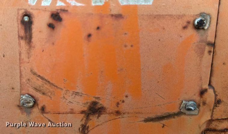 image for item LK9772 1985 Clement  bottom dump trailer