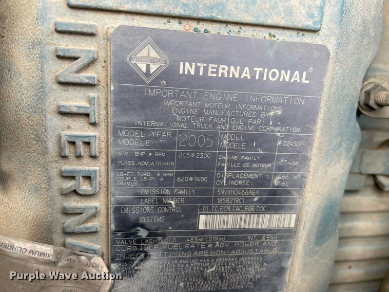 image for item LV9218 2006 International 4300 bucket truck