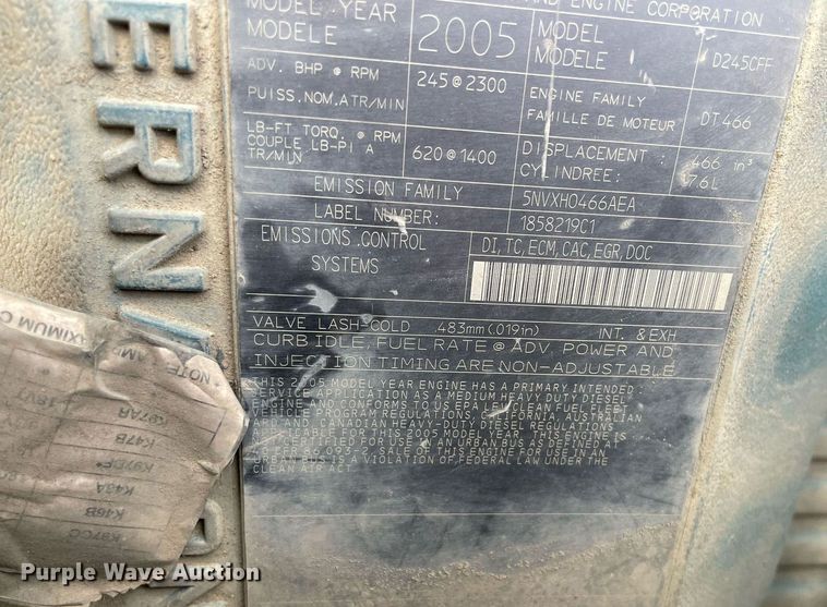 image for item LV9218 2006 International 4300 bucket truck