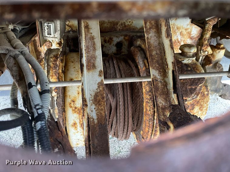 image for item LV9947 2007 International 4400  utility / service truck