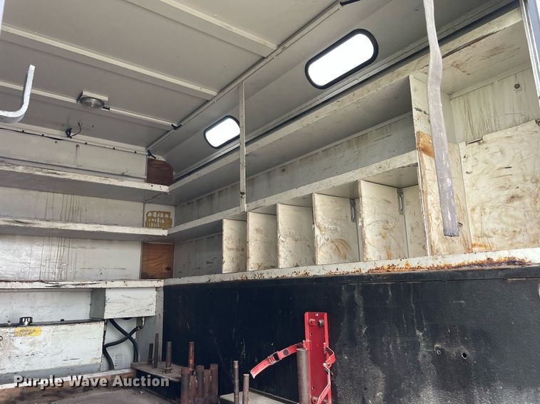 image for item LV9947 2007 International 4400  utility / service truck