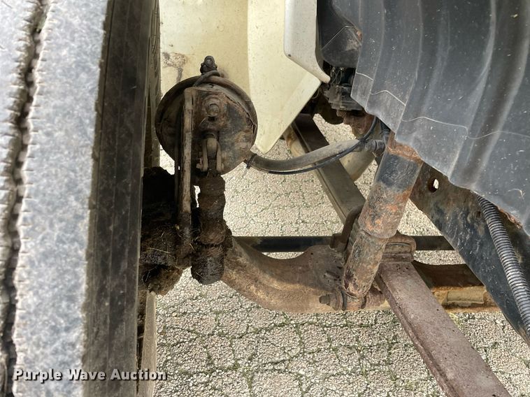 image for item LV9947 2007 International 4400  utility / service truck