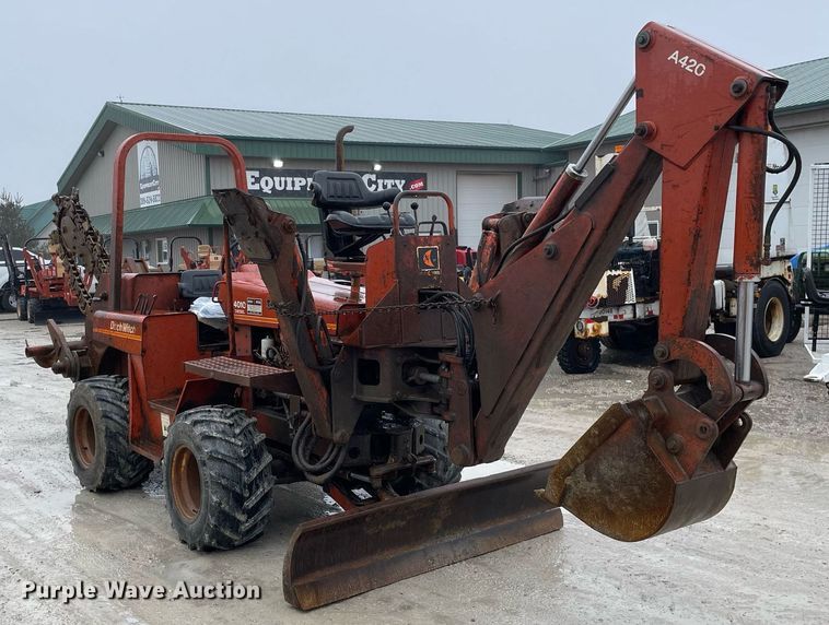 image for item LV9975 1986 Ditch Witch  4010DD trencher