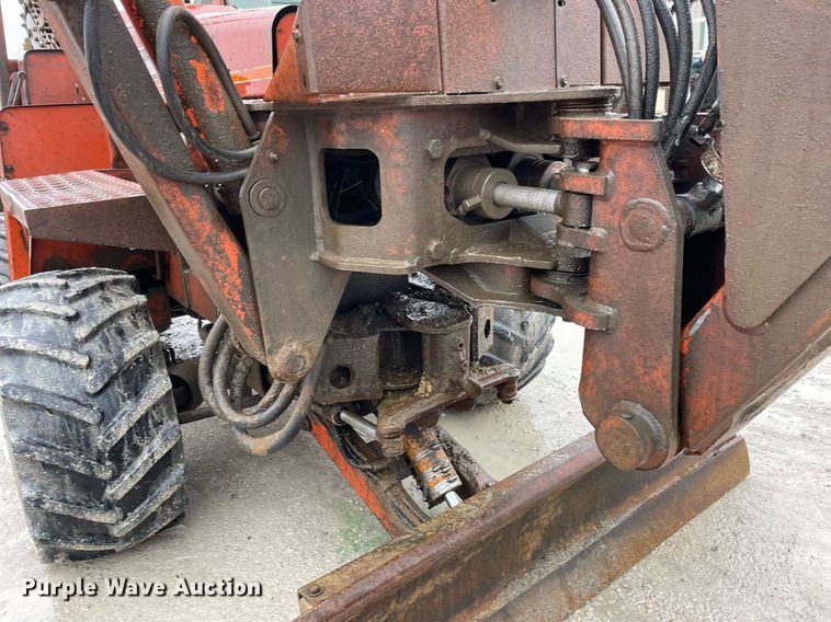 image for item LV9975 1986 Ditch Witch  4010DD trencher