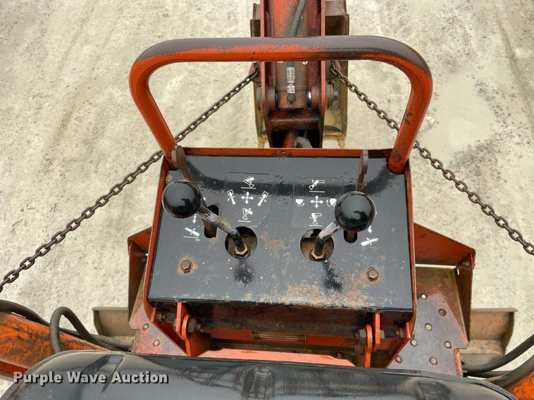image for item LV9975 1986 Ditch Witch  4010DD trencher
