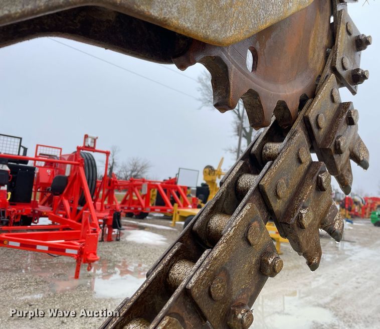 image for item LV9975 1986 Ditch Witch  4010DD trencher