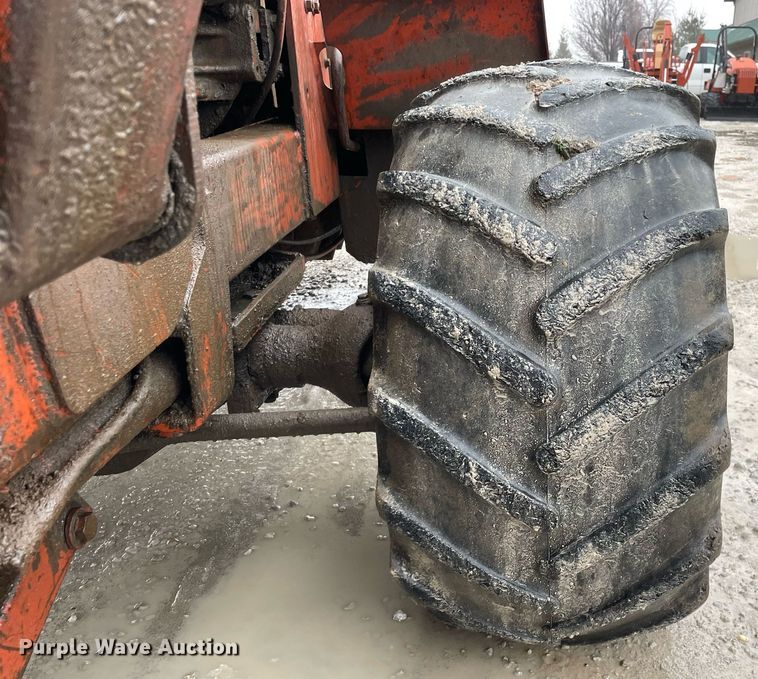 image for item LV9975 1986 Ditch Witch  4010DD trencher