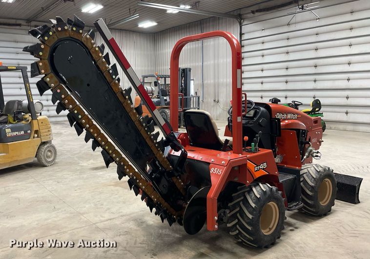 image for item LV9978 2016 Ditch Witch RT45 trencher