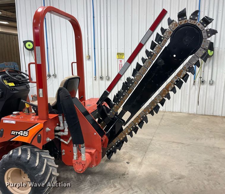 image for item LV9978 2016 Ditch Witch RT45 trencher
