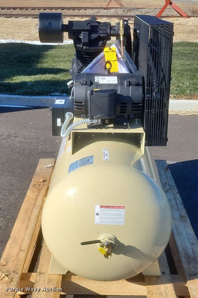 image for item MI9892 Ingersoll Rand 2545E10-V air compressor