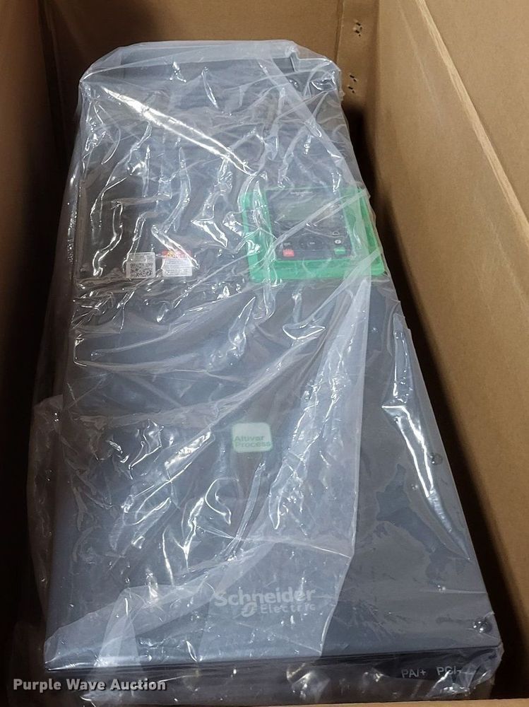 image for item MI9900 Alvitar ATV930C13N4C variable speed drive