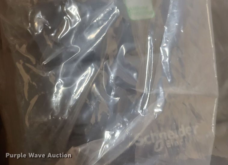 image for item MI9900 Alvitar ATV930C13N4C variable speed drive