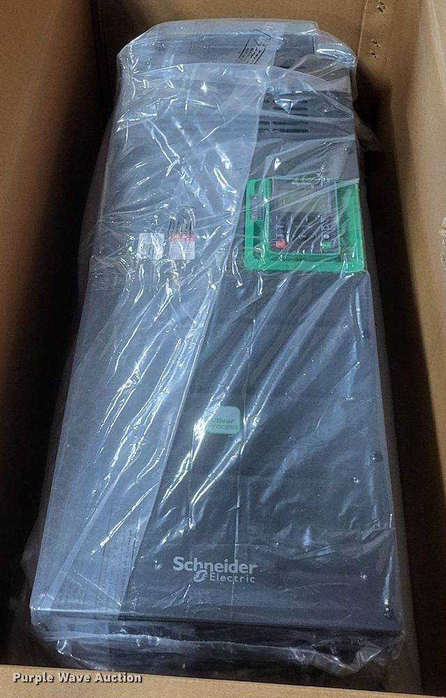 image for item MI9901 Altivar ATV930C13N4C variable speed drive