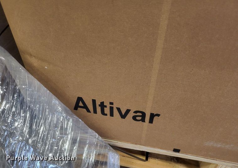 image for item MI9901 Altivar ATV930C13N4C variable speed drive