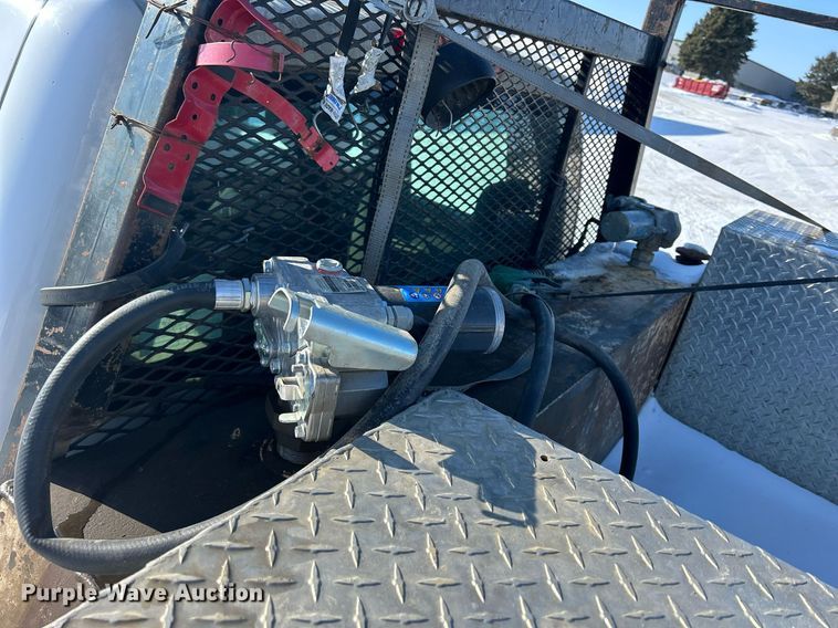 image for item MO9144 2012 Chevrolet Silverado 3500HD  Ext. Cab flatbed pickup truck