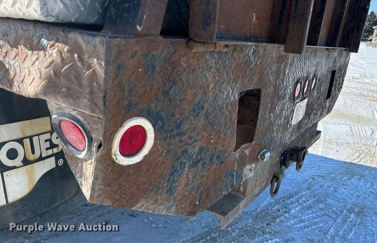 image for item MO9144 2012 Chevrolet Silverado 3500HD  Ext. Cab flatbed pickup truck