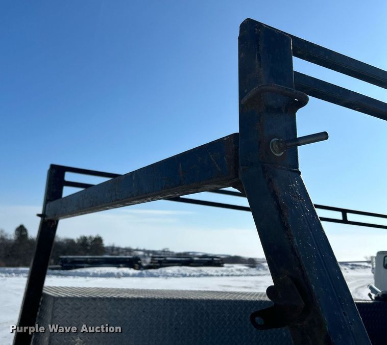 image for item MO9144 2012 Chevrolet Silverado 3500HD  Ext. Cab flatbed pickup truck