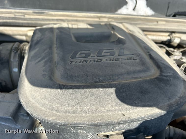 image for item MO9144 2012 Chevrolet Silverado 3500HD  Ext. Cab flatbed pickup truck