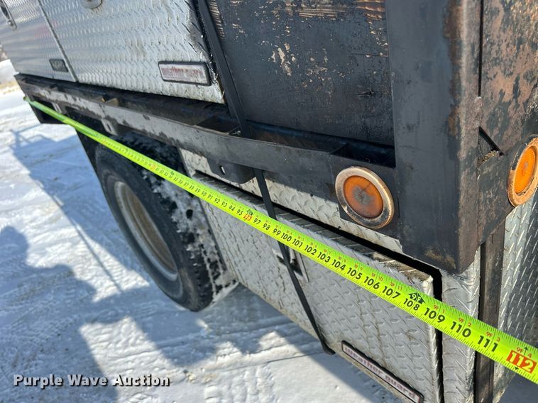 image for item MO9145 2012 Chevrolet Silverado 3500HD  Ext. Cab flatbed pickup truck