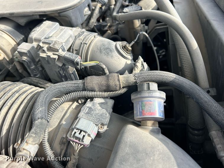 image for item MO9145 2012 Chevrolet Silverado 3500HD  Ext. Cab flatbed pickup truck