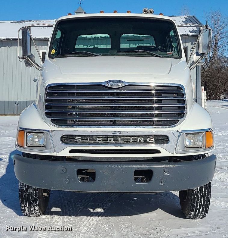 image for item MQ9568 2007 Sterling L-Line dump truck