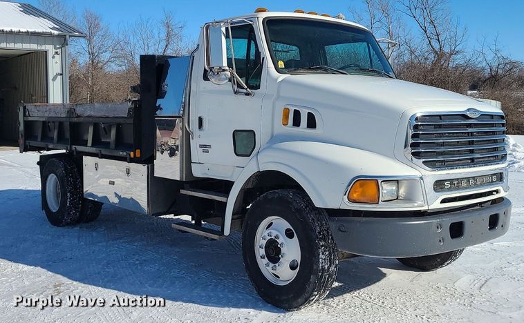 image for item MQ9568 2007 Sterling L-Line dump truck