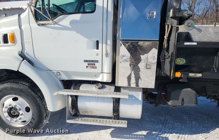 image for item MQ9568 2007 Sterling L-Line dump truck