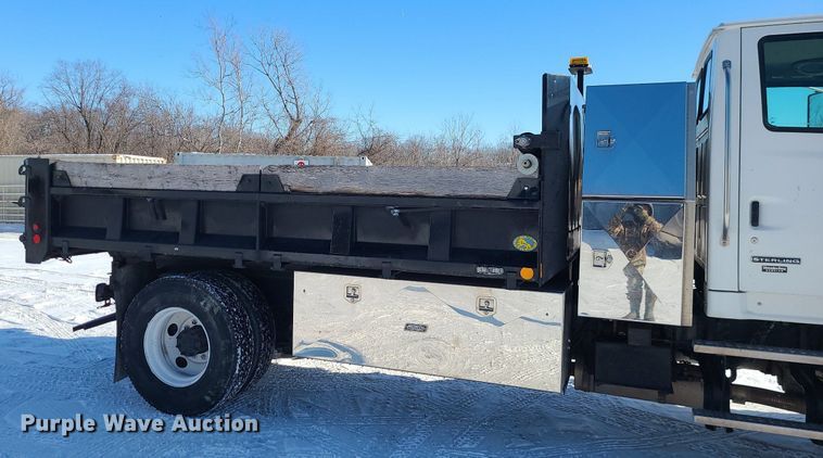 image for item MQ9568 2007 Sterling L-Line dump truck