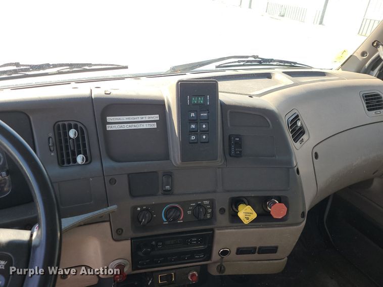 image for item MQ9568 2007 Sterling L-Line dump truck