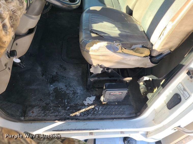 image for item MQ9568 2007 Sterling L-Line dump truck