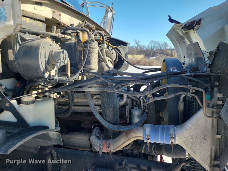 image for item MQ9568 2007 Sterling L-Line dump truck