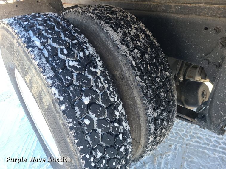 image for item MQ9568 2007 Sterling L-Line dump truck