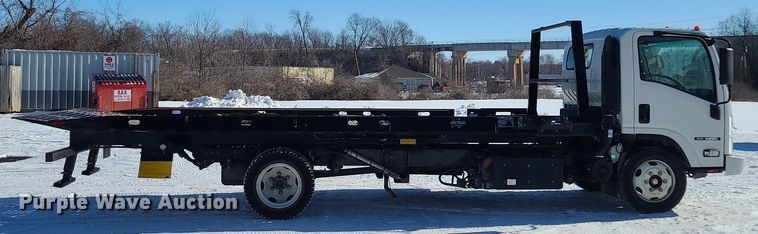 image for item MQ9569 2020 Isuzu  NPR rollback truck