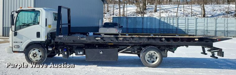 image for item MQ9569 2020 Isuzu  NPR rollback truck