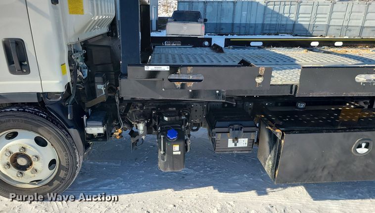 image for item MQ9569 2020 Isuzu  NPR rollback truck